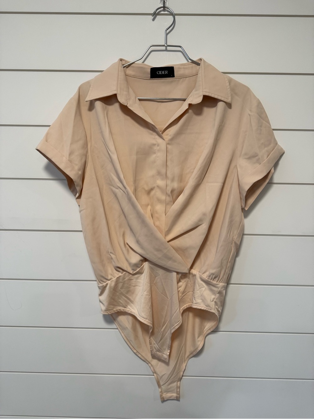 Cider Light Beige Collar Twist Oversized Shirt Bodysuit L